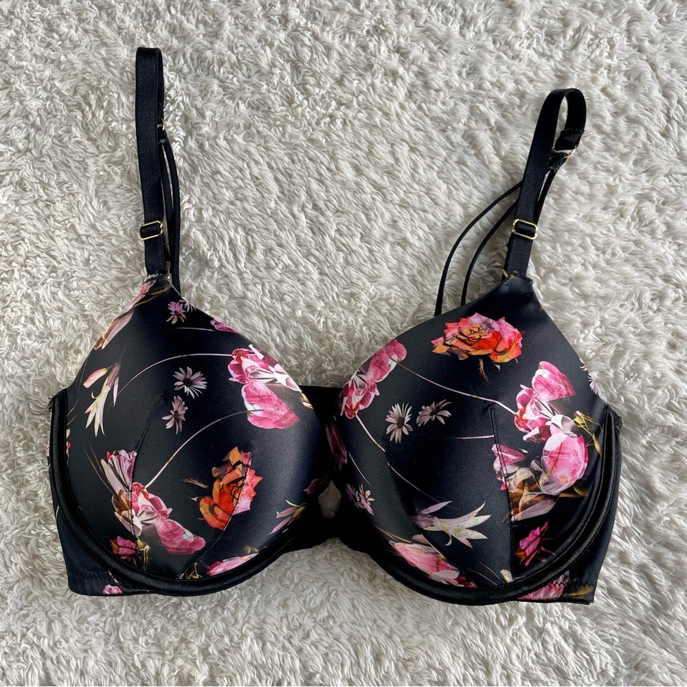 Victoria's Secret Black Floral Satin Very Sexy Push Up Bra 32DD Intimates